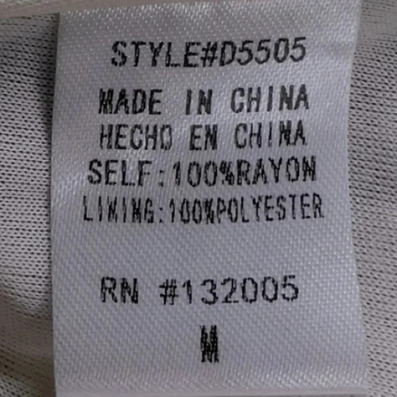 Entro dress size medium                    
Pit to Pit 19”
Length 
Pit to Hem 22 - Picture 4 of 4